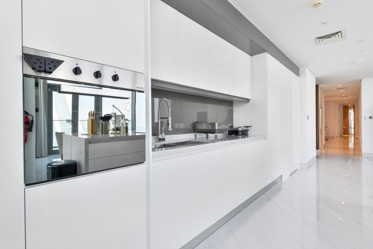Spectacular 3 Bedroom Condo With Maids Room Facing The Dubai Eye Esterno foto